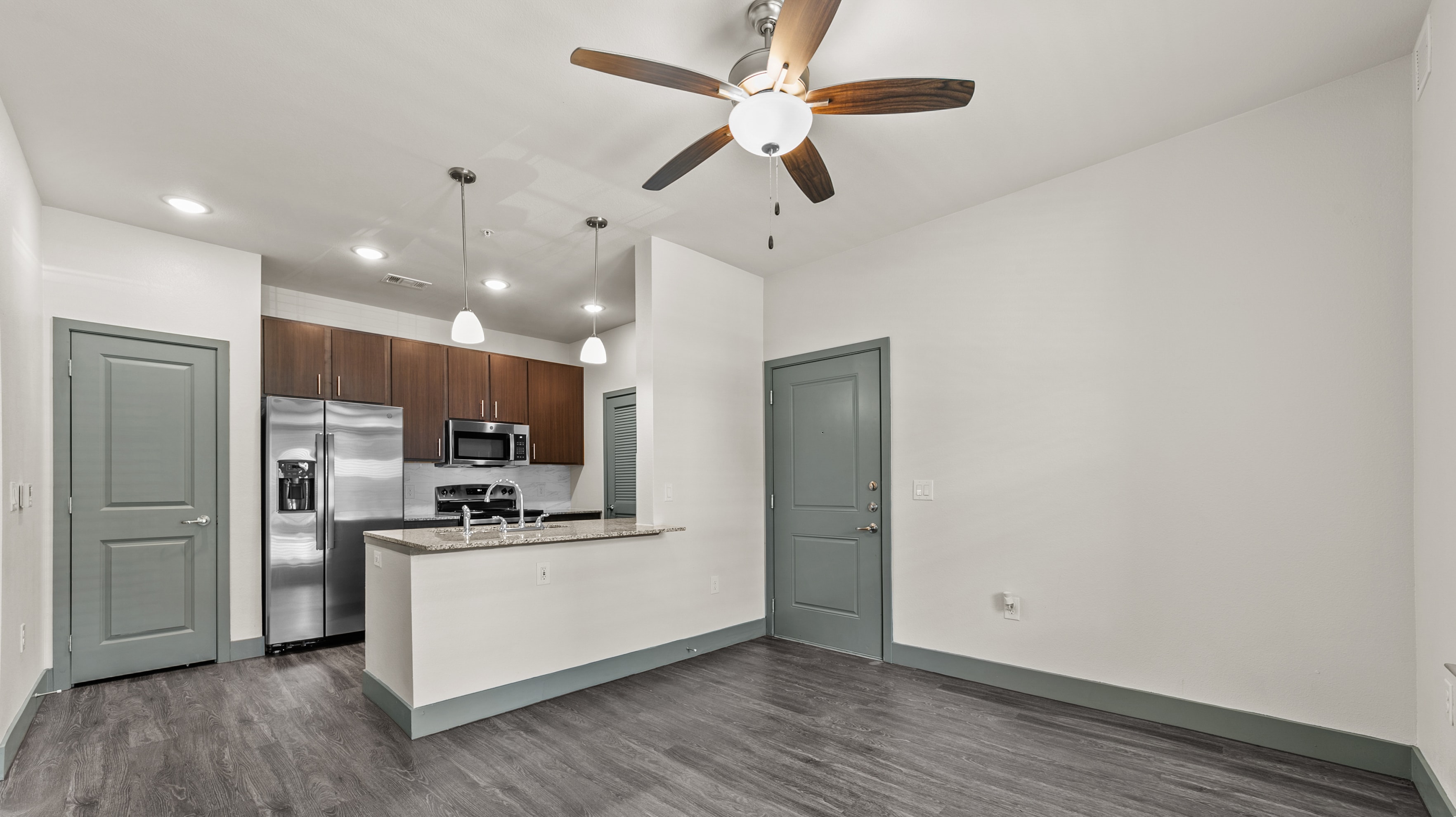 Photos The Cross Timbers Apartments